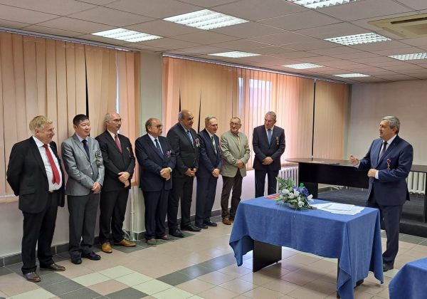 Ceremonie de decernare a medaliilor Société d’Encouragement au Progrès (SEP), la Universitatea din Petroșani