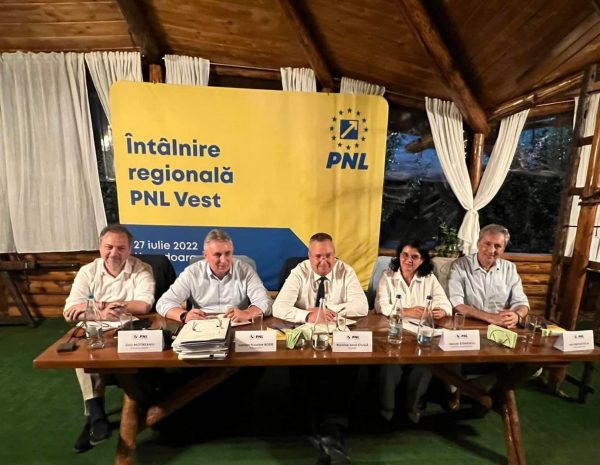 Întâlnire regională a PNL cu Premierul Nicolae Ionel Ciucă, în județul Hunedoara