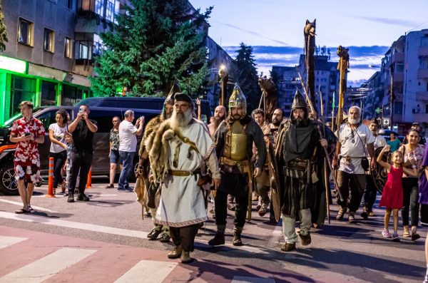 Dac Fest „Sub Semnul Lupului”, festival de reconstituire istorică la Măgura Uroiului