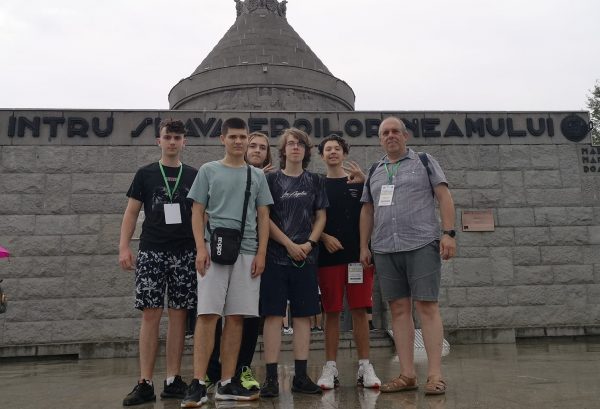 Rezultate meritorii pentru elevii Colegiului Național ”Mihai Eminescu” la faza națională a Olimpiadei de Inovare și Creativitate Digitală