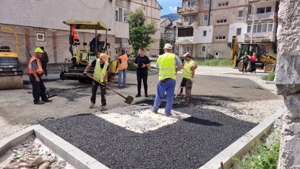 Noi lucrări pentru modernizarea infrastructurii rutiere la Uricani