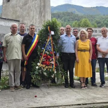 Respect și veșnică pomenire pentru eroii mineri, la Uricani