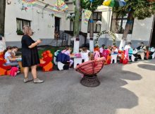 Ore de lectură în cadrul atelierului de creație literară ”Șotron” la Biblioteca județeană ”Ovid Densușianu” din Deva