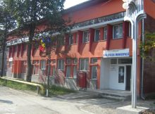 Cărți, expoziții și recitaluri artistice în ”Noaptea Bibliotecilor” la Biblioteca Municipală de la Petroșani