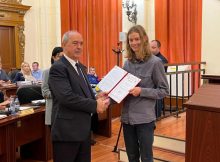 Premiu pentru încă un elev olimpic hunedorean și dascălii acestuia, de la CJH