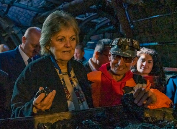 Județul Hunedoara va avea acces la 900 milioane de euro pentru reabilitare urbană, susținerea companiilor și trecerea la energie verde, din mai multe surse europene