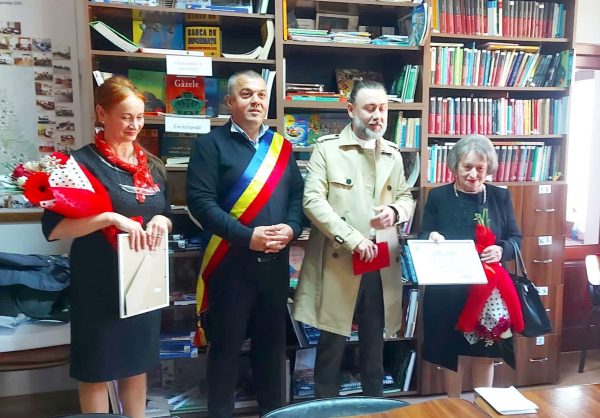 Noii cetățeni de onoare ai Uricaniului aduși în fața comunității într-o gală culturală de înaltă ținută