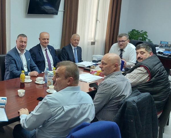 Legile ”Resmeriță” privind pensionarea din minerit sunt și rămân în vigoare