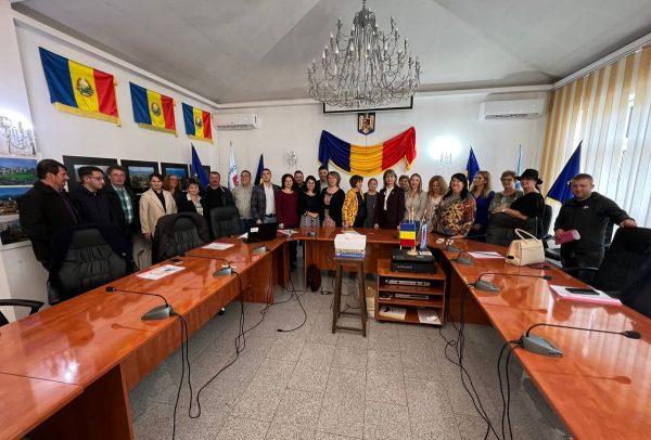 Noi dezbateri și abordări privind dezvoltarea învățământului profesional și dual hunedorean