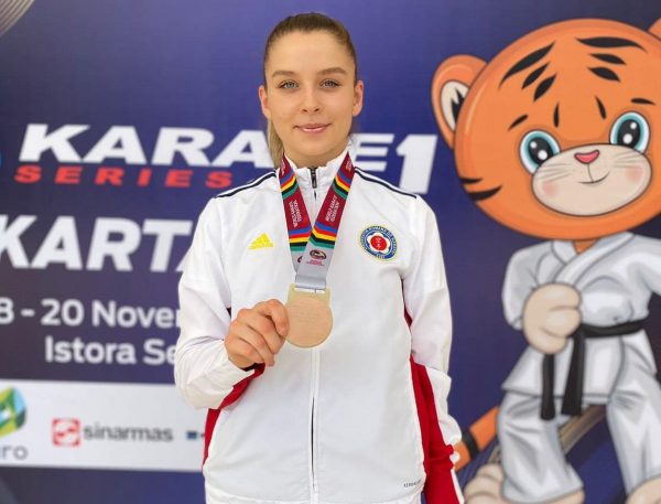 Locul 3 mondial la Karate WKF Serie A din Indonezia, pentru Miruna Mălăuță