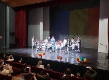 Copilași românași într-un spectacol drăgălaș, de Ziua Națională a României