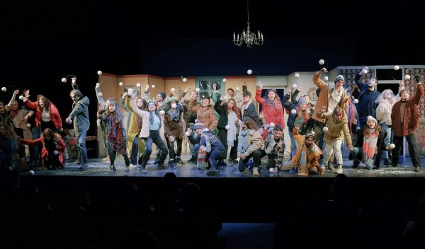 O nouă variantă a spectacolului ”Țesătorul de vise – Poveste de Crăciun”, darul de sărbători al Teatrului Național ”Radu Stanca” din Sibiu