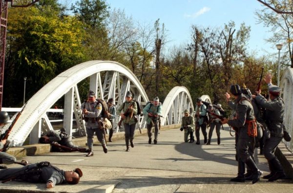 O ecranizare de excepție a ”Bătăliei de la Podul Jiului”, de Ziua Națională la Cinema ”Șerban Ionescu” din Petroșani