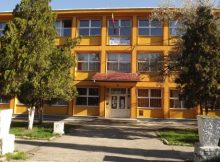 Moment aniversar pentru Școala gimnazială nr. 4 Vulcan, cu întâlniri între generații și lansare de carte
