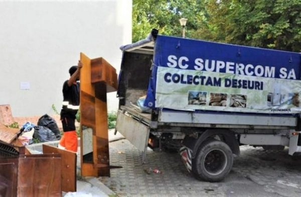 Campanie Supercom pentru colectarea deșeurilor voluminoase la Orăștie