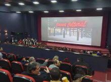 Cinematograful ”Cultural” din Lupeni s-a redeschis cu emoții într-o sală plină și cu un film-eveniment