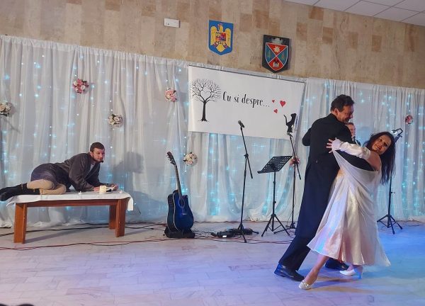 Repetiție cu public ca un spectacol de pe Broadway, într-o pledoarie fără egal ”Cu și despre iubire”