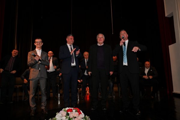 ”PSD Lupeni-o mare familie” și o lansare de carte, ca la carte!