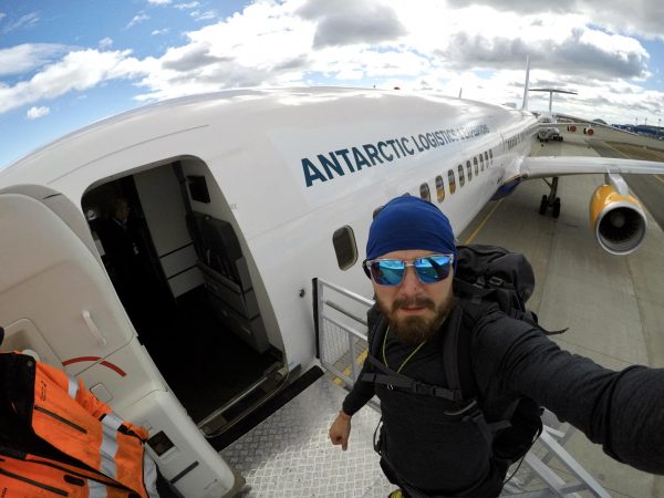 Adrian Ahrițculesei, blocat de vremea rea în Antarctica