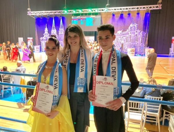 Primul premiu internațional pentru dansatorii sportivi de la CSM Deva
