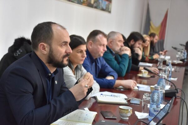 “Valea Jiului se dezvoltă prin Europa”, un proiect derulat de Asociația Kandila în cadrul programului european „Sprijin pentru măsurile de informare privind politica de coeziune a UE”