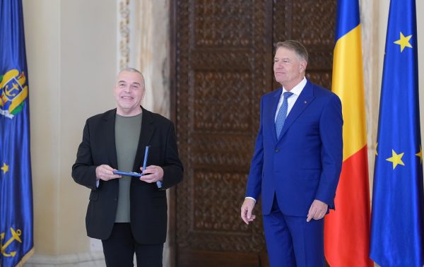 Teatrul Național „Radu Stanca” Sibiu, decorat de Președintele României cu Ordinul „Meritul Cultural” în grad de Comandor