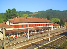 A intrat în vigoare noul mers al trenurilor. Aflați noul orar al trenurilor în Gara Petroșani.