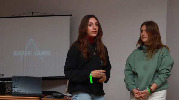 ”Game Jams”, jocul și tehnologia care unește Petrila cu Marea Britanie și Grecia, sub semn ”Erasmus+”