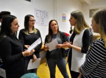 60% dintre tineri au nevoie de competențe noi pentru a se angaja. Studenții și profesorii universitari își dezvoltă competențele în programul gratuit FUTURE