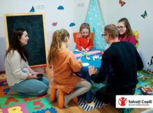 Organizația Salvați Copiii România și TVR lansează o campanie de conștientizare publică, la un an de la debutul războiului