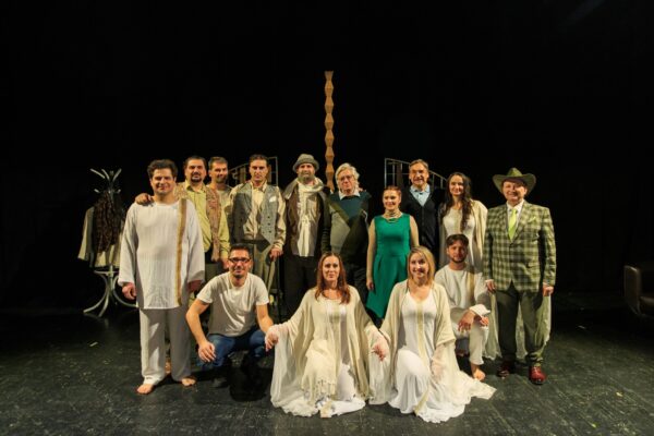 ”Nesfârșitul Brâncuși”, spectacolul care a cucerit ”Reduta” de la Brașov, cu autorul în sală