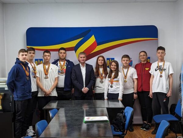 Rezultate remarcabile pentru sportivii de la secția de sanie a CSȘ Petroșani