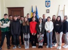 Porți deschise pentru ”Școala Altfel” la Universitatea din Petroșani