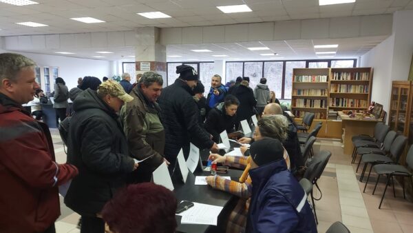 Numărul șomerilor din Valea Jiului a scăzut cu 52 după ”Bursa Locurilor de Muncă – Bursa Mărțișorului”