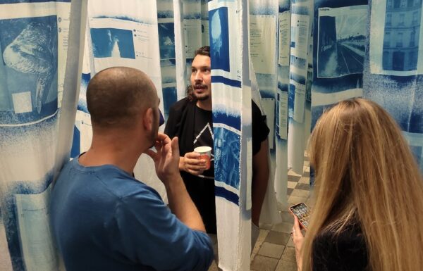 Instalația Share, Tag or Dye Again, în cinci orașe și două țări în 2023