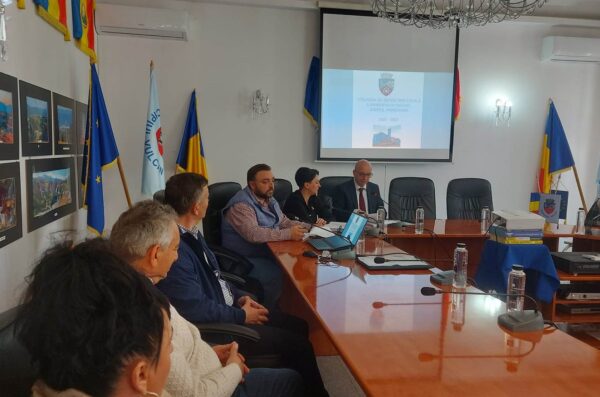 Consultări publice pe tema ”Strategiei de dezvoltare a municipiului Vulcan” în perioada 2023-2027
