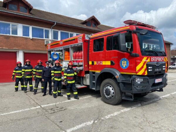 Două autospeciale noi în dotarea ISU Hunedoara