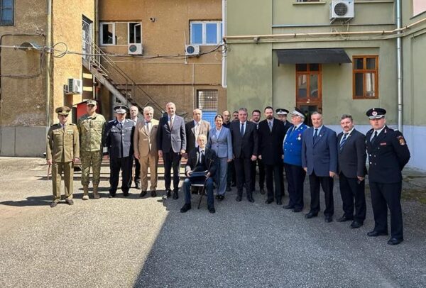 Au mai rămas doar cinci… Onor veteranilor de război hunedoreni