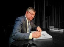 ”Hunedoara – tărâm binecuvântat”, cartea semnată de Cosmin Nicula va fi lansată oficial la Castelul Corvinilor de la Hunedoara