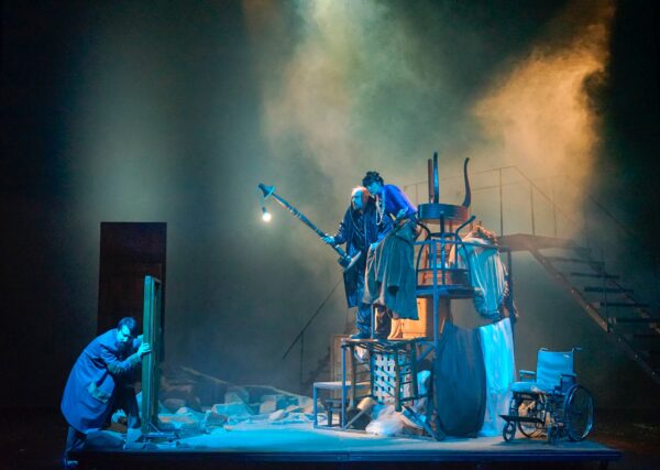 Spectacol cu ”Artiști pentru Artiști” sub egida UNITER, la Teatrul Dramatic ”I.D. Sîrbu” din Petroșani