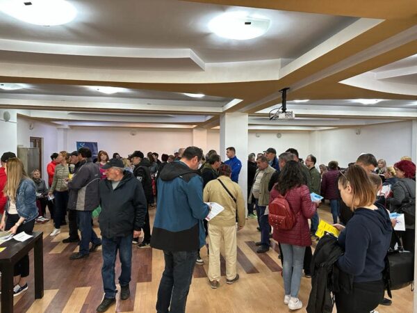 Mulți chemați, dar destul de puțini aleși la Bursa generală a Locurilor de Muncă din județul Hunedoara
