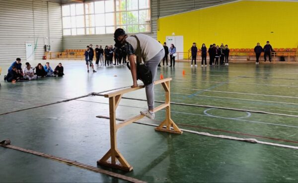 ”Cu viața mea apăr viața!” – Concursul tinerilor salvatori hunedoreni