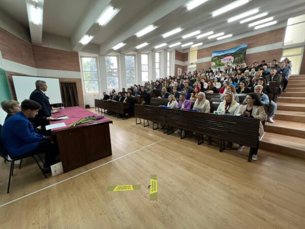 Ediția aniversară a Simpozionului Național Studențesc ”Geoecologia” a fost un real succes