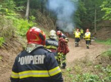 Pompierii hunedoreni i-au pregătit pe colegii lor din țară în tehnici de stingere a incendiilor de fond forestier