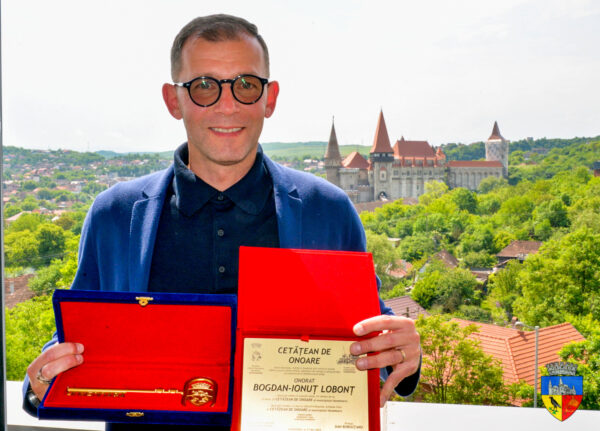 Fotbalistul Bogdan Lobonţ a fost declarat „Cetăţean de onoare” al municipiului Hunedoara