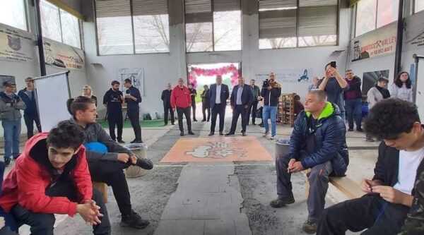 Potențial creativ nelimitat al tinerilor pasionați de robotică la ,,Hackathon AlphaBit”, la Exploatarea Culturală Petrila