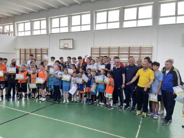 Sărbătoare a copilăriei, cu sport și distracție, la Vulcan