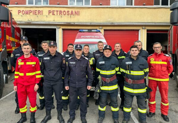 Șapte decenii de activitate pentru Detașamentul de Pompieri de la Petroșani