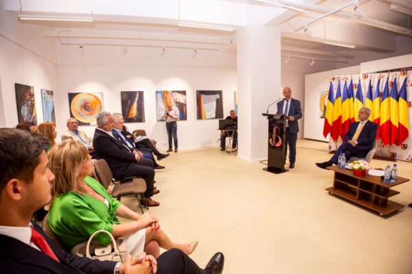 Conferință susținută la Deva de prof.dr. Adrian Năstase despre actualitatea unui mare diplomat: Nicolae Titulescu