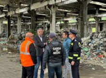 Problema deșeurilor abandonate în Colonia de Jos a Vulcanului este în curs de rezolvare